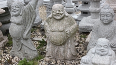 Budha stojící