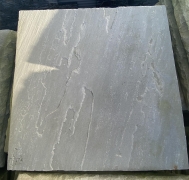 Šlapák z přírodního kamene, šedý, 40x40cm, síla 2 cm