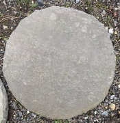 Šlapák z přírodního kamene - Šedý pískovec , průměr 40cm, síla 2 cm