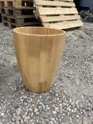 Dřevěné vědro lakované