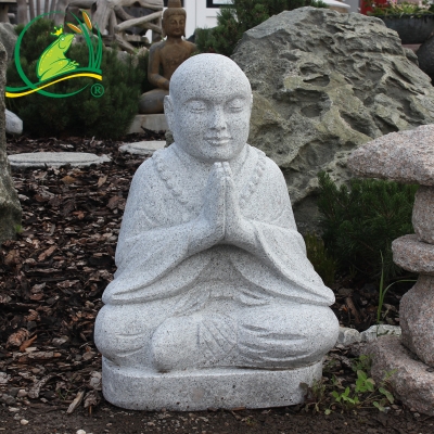 Budha malý - modlící se, šedá žula, výška 60 cm